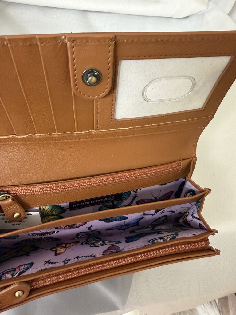 NWT Anna by Anuschka Cognac Heritage Flap Wallet