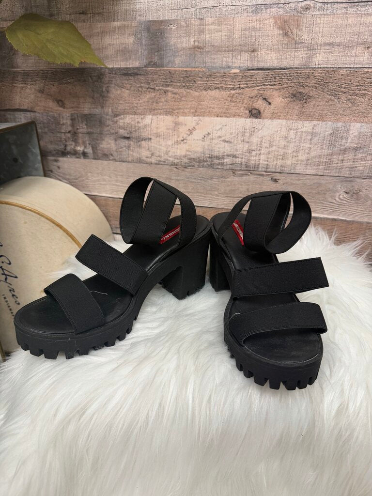 Unionbay Black Chunky Platform Heel Strappy Sandal