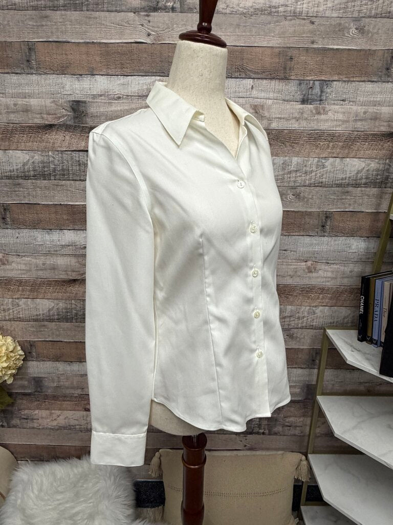 Kasper White Fitted Button Down