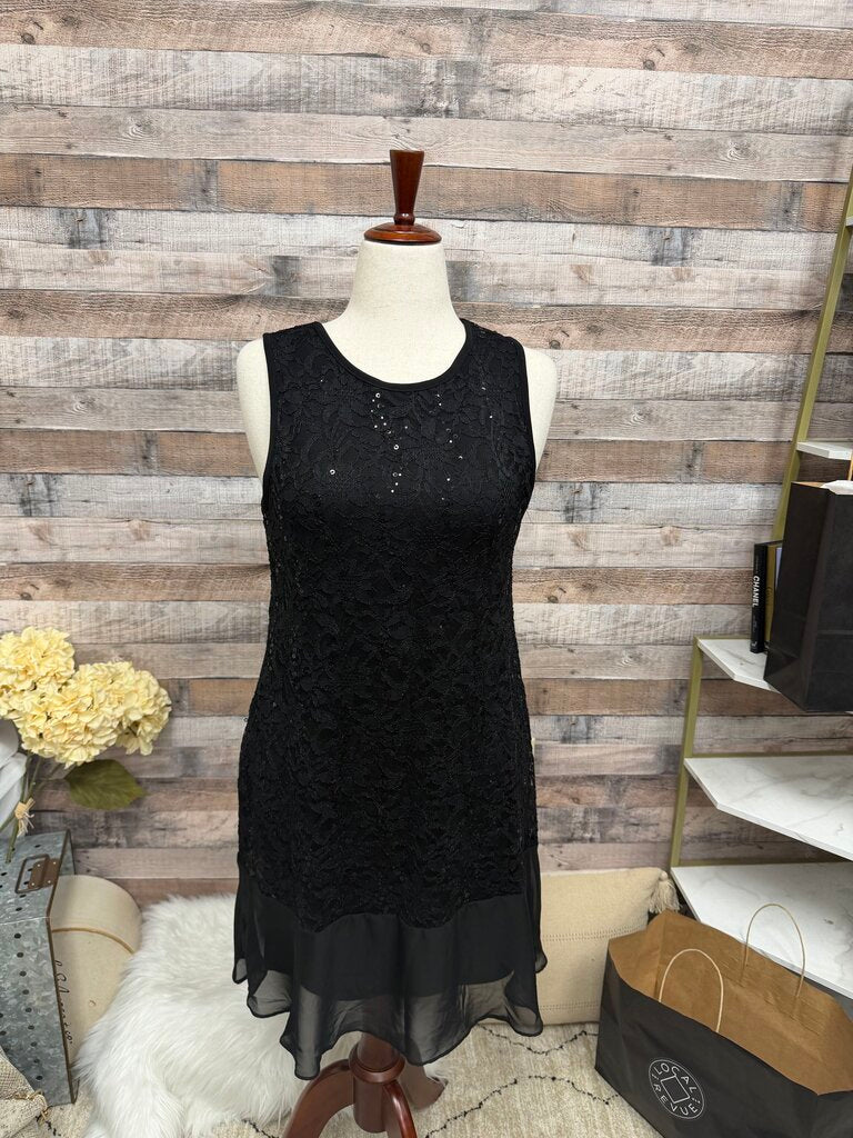 Tiana B Black lace Overlay Sleeveless Chiffon Hem Dress