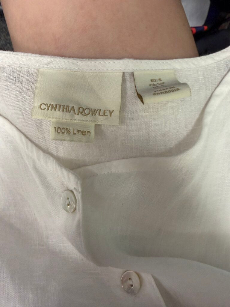 Cynthia Rowley 100% White Linen Short Sleeve Button Down