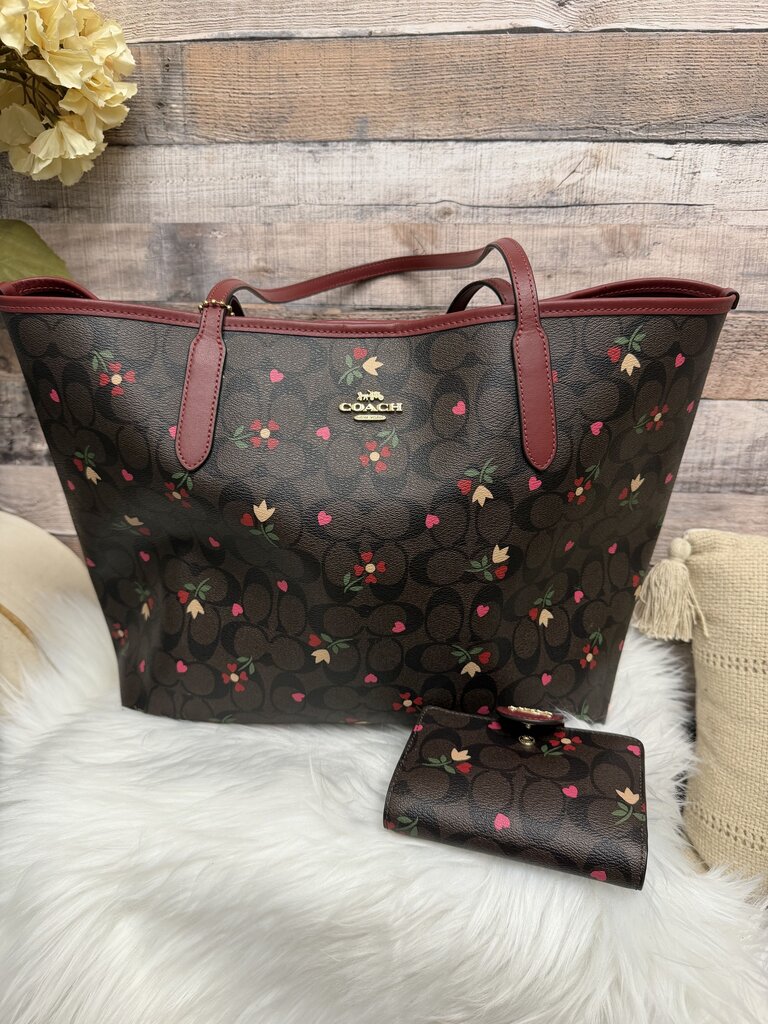 Coach Brown Signature Canvas w/Mini Rose Print Tote & Matching Wallet