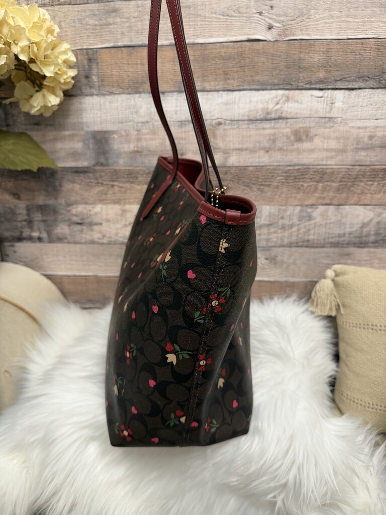 Coach Brown Signature Canvas w/Mini Rose Print Tote & Matching Wallet