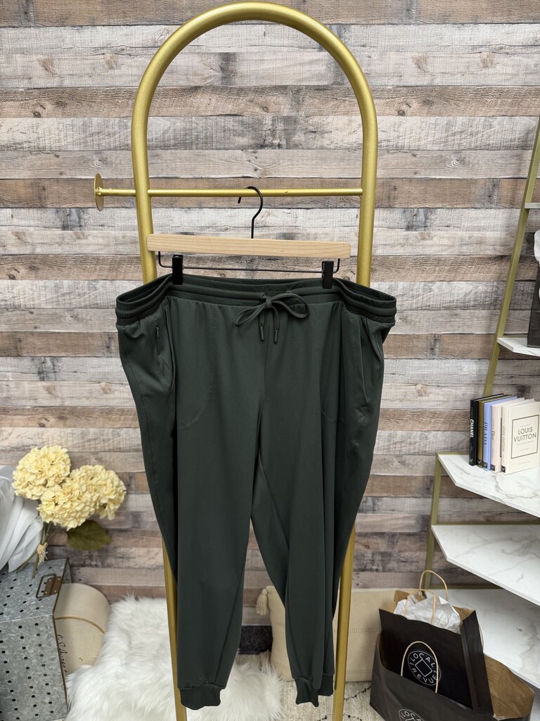 Zac & Rachel Woman Olive Green Knit Joggers