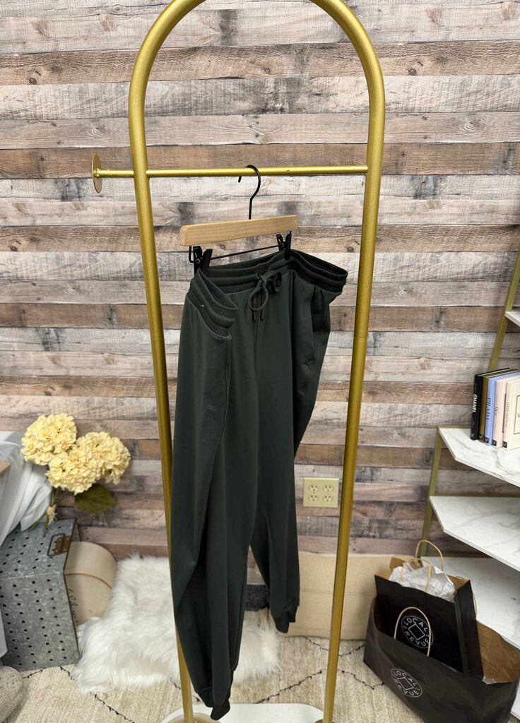 Zac & Rachel Woman Olive Green Knit Joggers