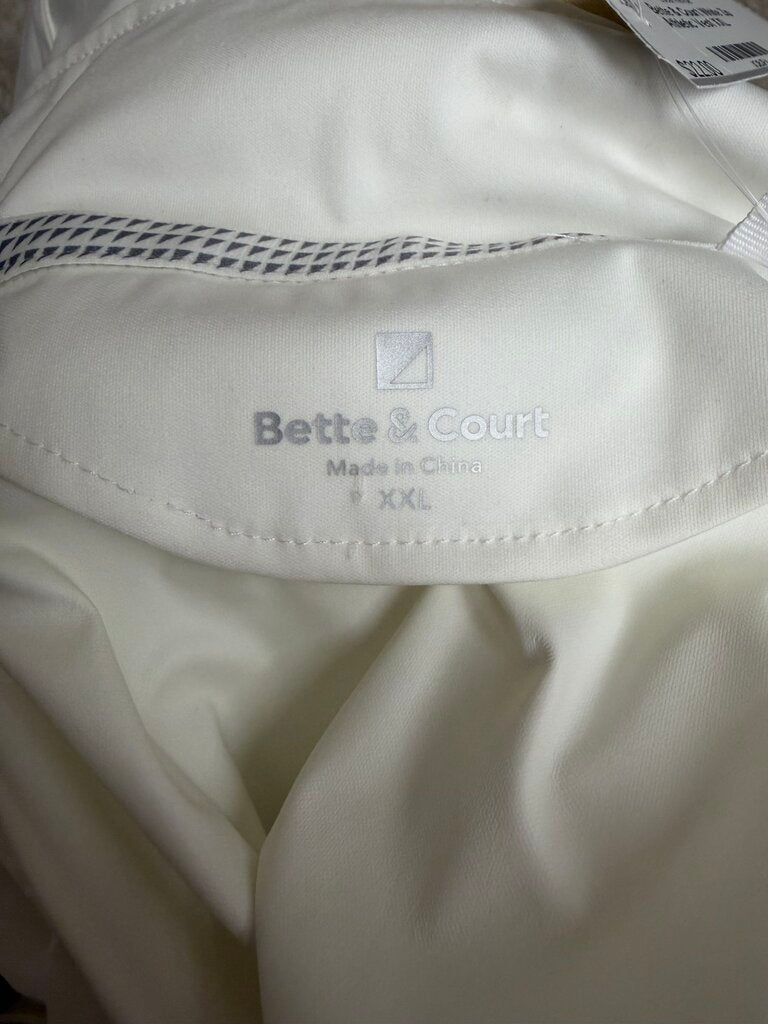 Bette & Court White Zip Athletic Vest