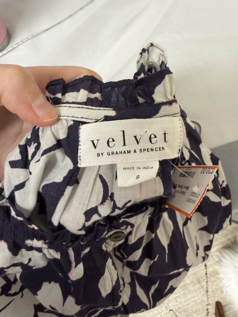 Velvet by Graham & Spencer Navy Flutter Sleeve Floral Blouse