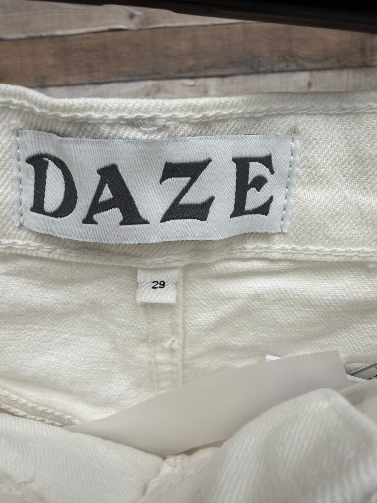 NWT DAZE Swan White Westward Barrel Denim
