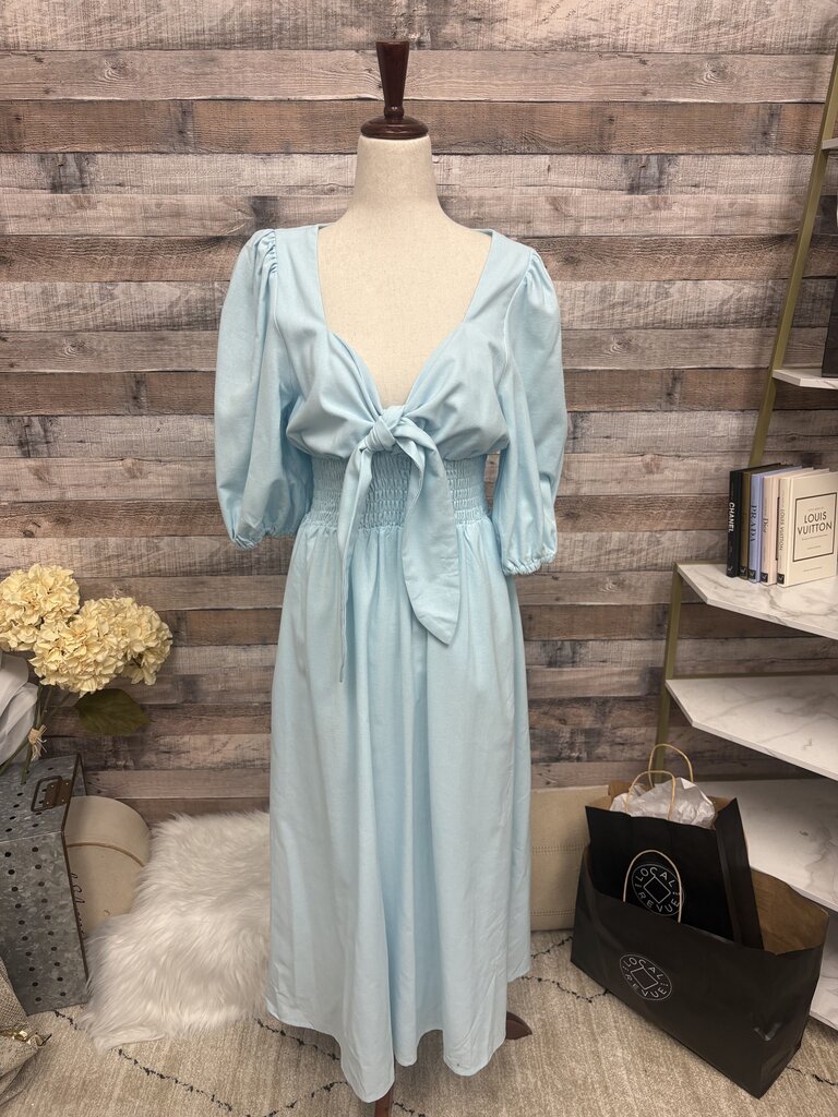 NWT COMMENSE Light Blue Puff Sleeve Dress With Smocked Waist