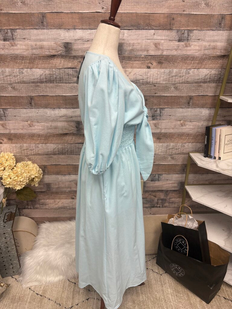 NWT COMMENSE Light Blue Puff Sleeve Dress With Smocked Waist
