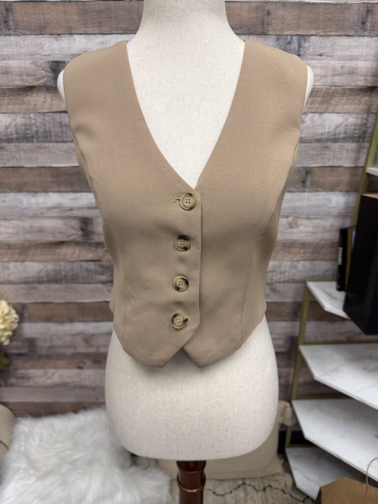 NWT Petal + Pup Brown Button-Front Sleeveless Vest