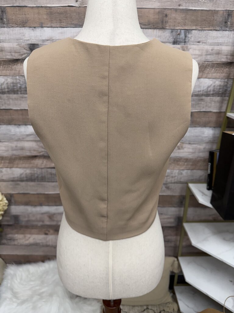 NWT Petal + Pup Brown Button-Front Sleeveless Vest