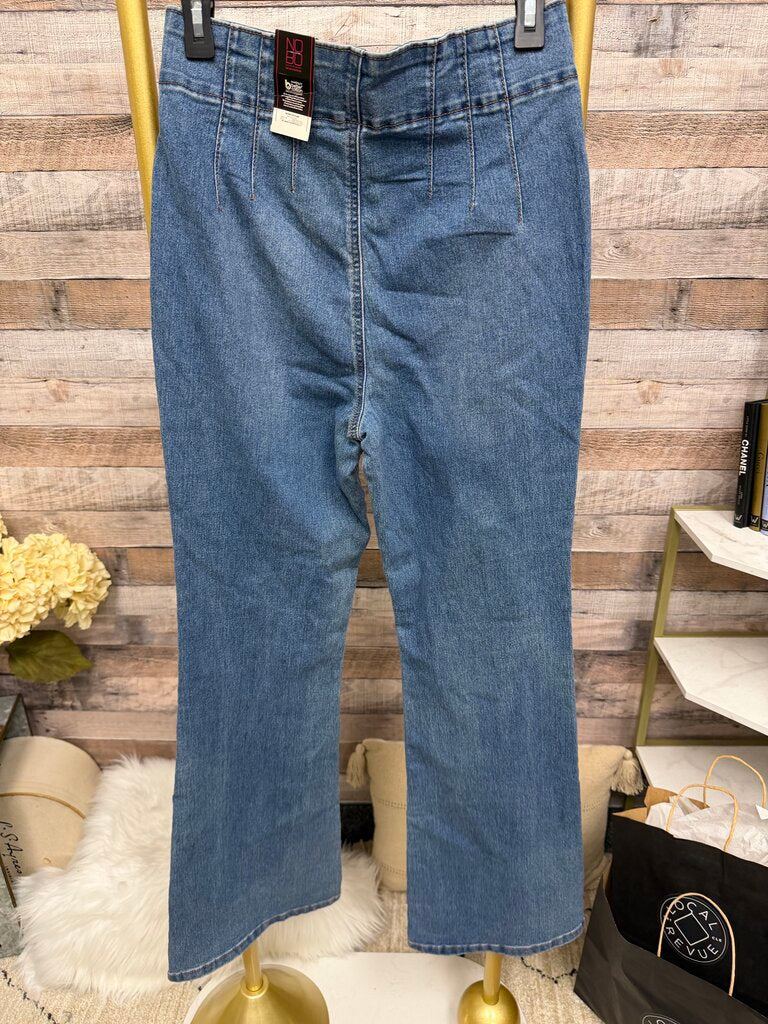 NWT No Boundaries Light Wash High Rise Jeans