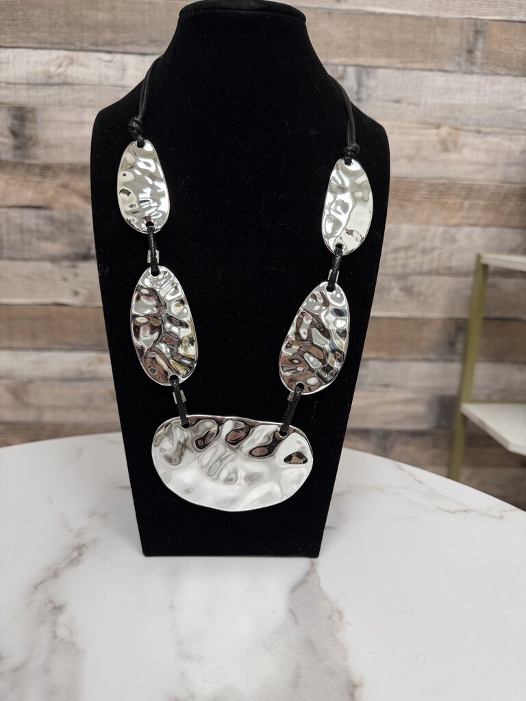 INC International Silver Tone Oval Link Necklace