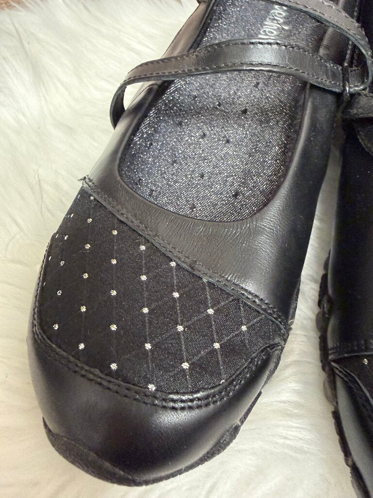 Mary Jane Sketchers Black Embellished Flats