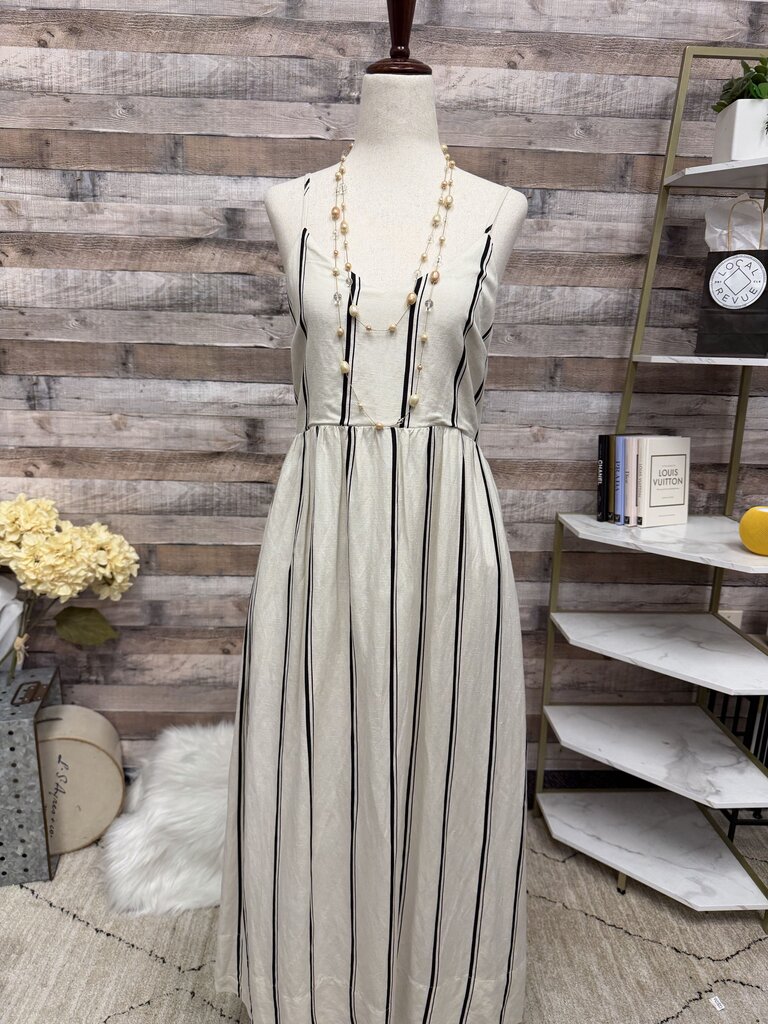 Evereve Cream/Black Stripes Maxi Sundress