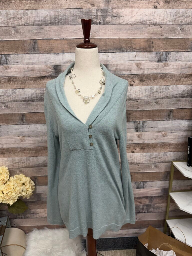 Eddie Bauer Green Long Sleeve V-Neck Sweater