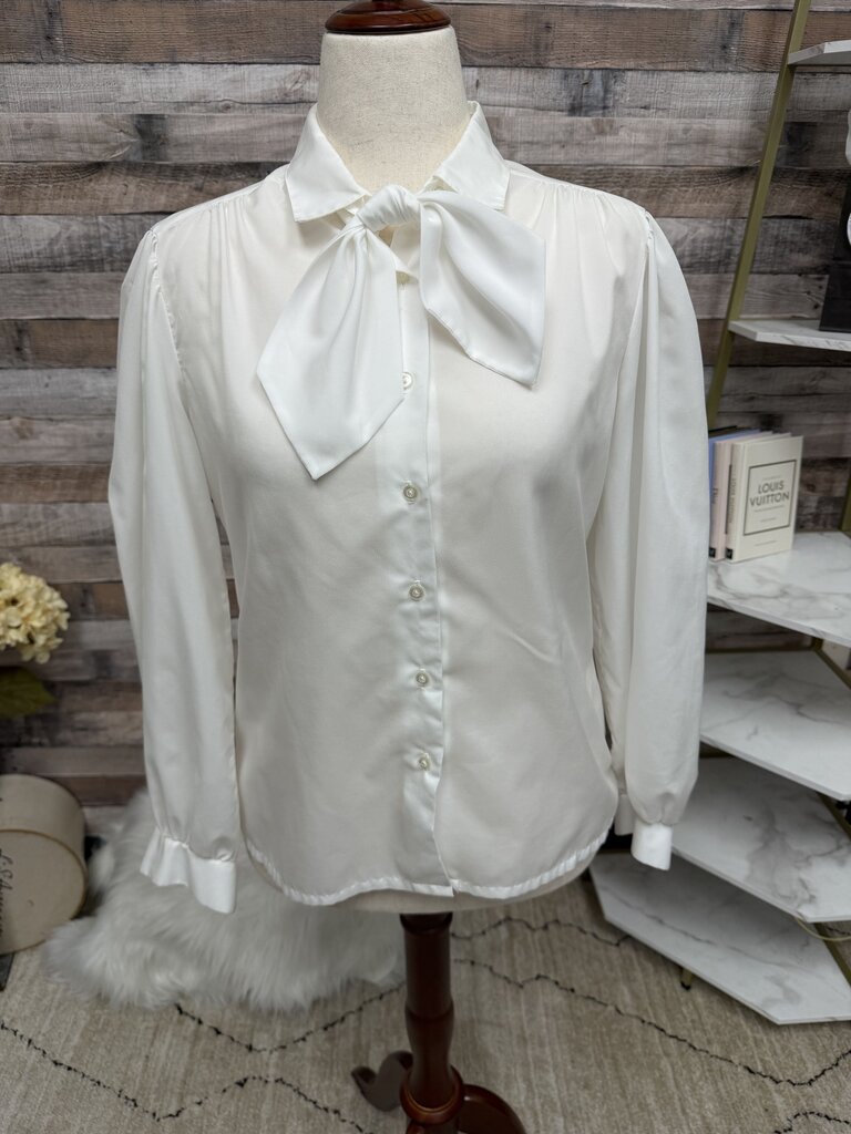 Judy Bond White Blouse With Puff Sleeves