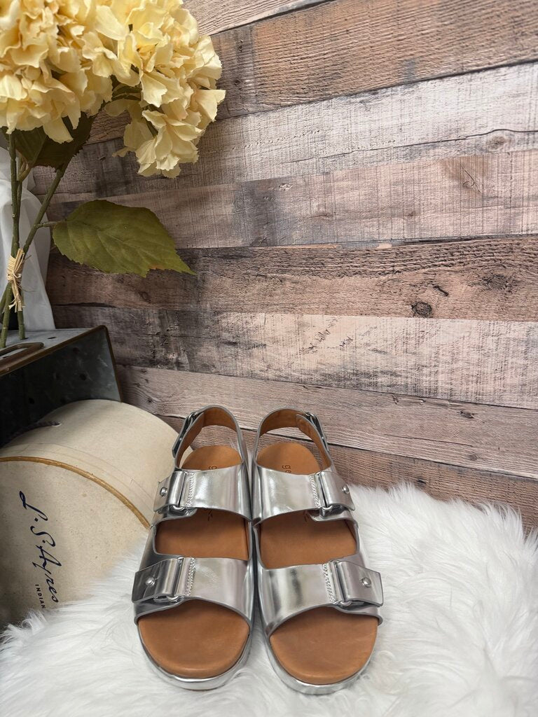 Gentle Souls Metallic Silver And Brown Sandals