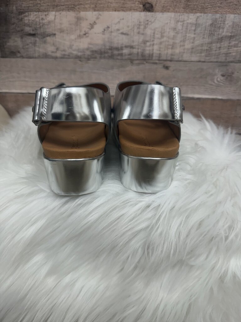 Gentle Souls Metallic Silver And Brown Sandals