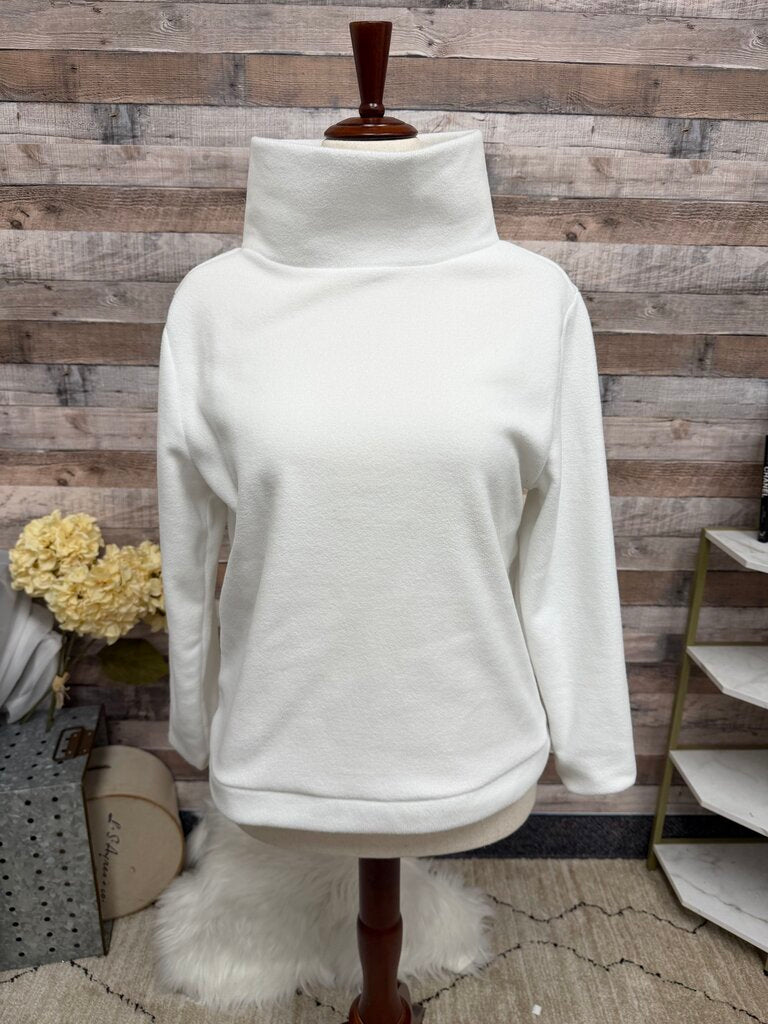 Dudley Stephens White Fleece Turtleneck Pullover