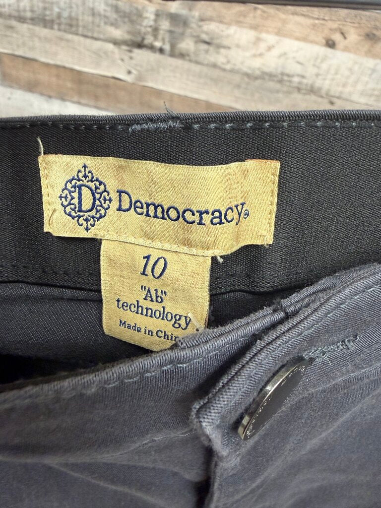 Democracy Grey Zipper Pockets Pants