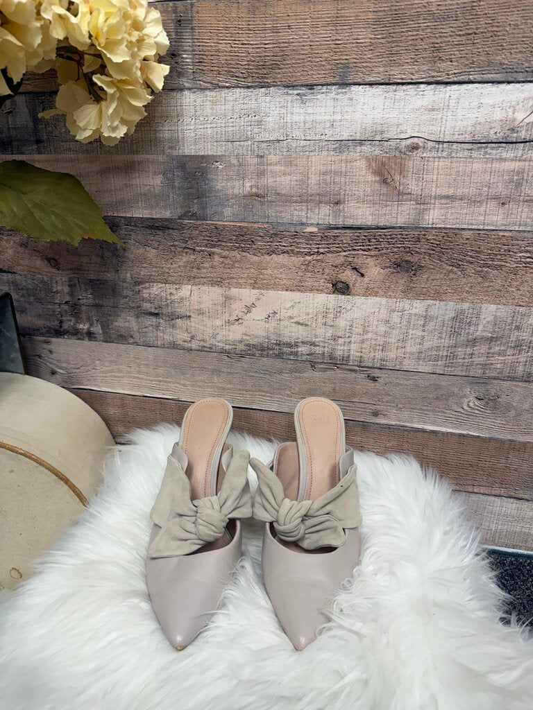 AD & Daughters Blush Pink & Beige Suede Bow Heels