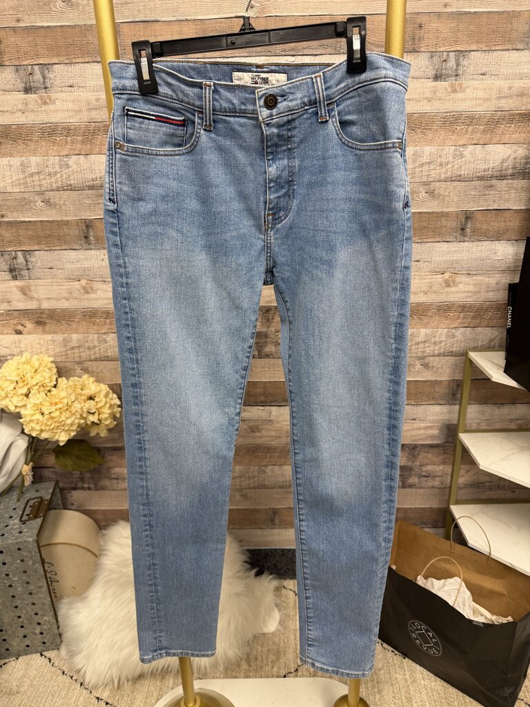 Tommy Hilfiger Light Wash Pocket Detail Jeans