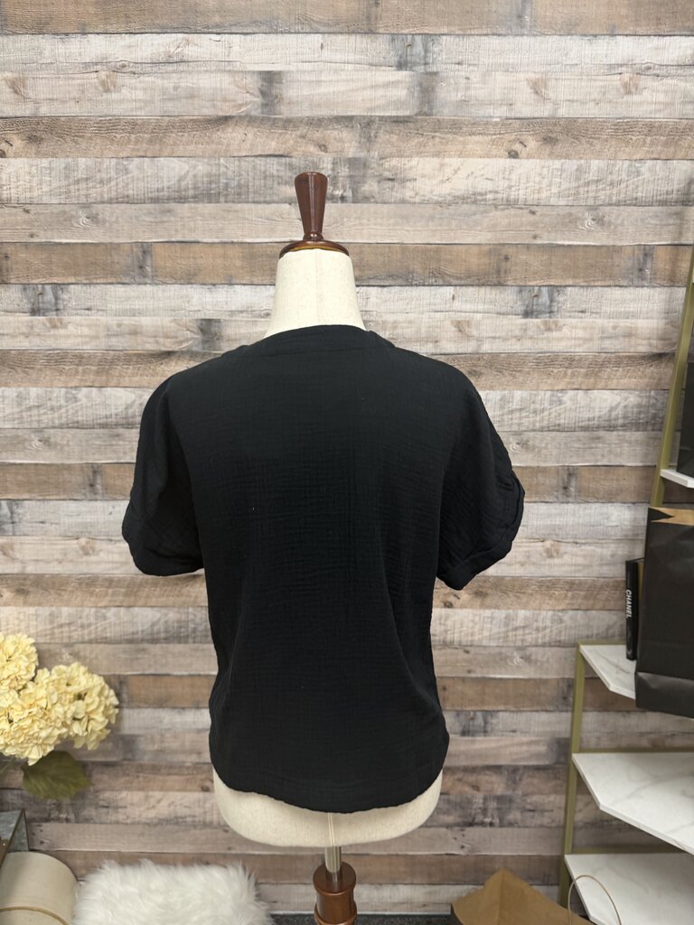 Universal Threads Co. Black Short Sleeve Top