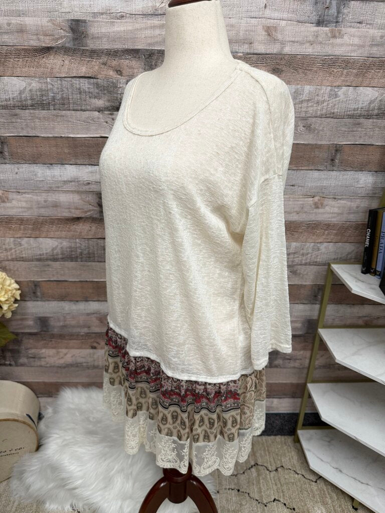 My Story Cream Sheer Tunic w/Paisley & Lace Ruffle Hem