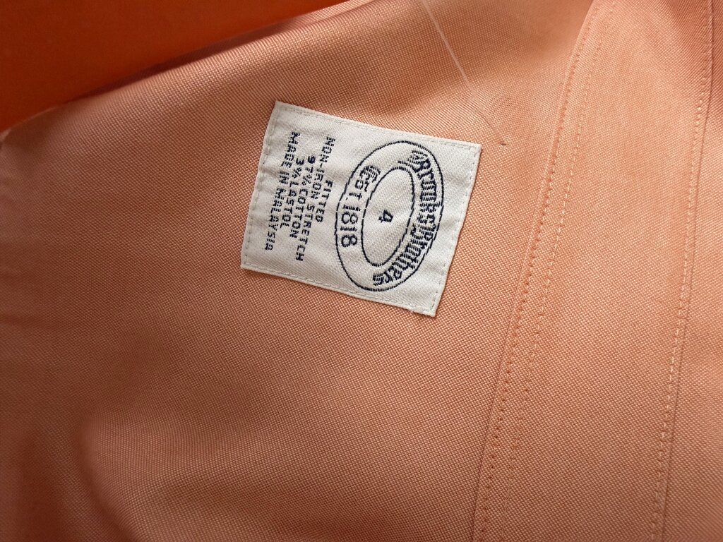 Brooks Brothers Peach Fitted Short Sleeve Button Down