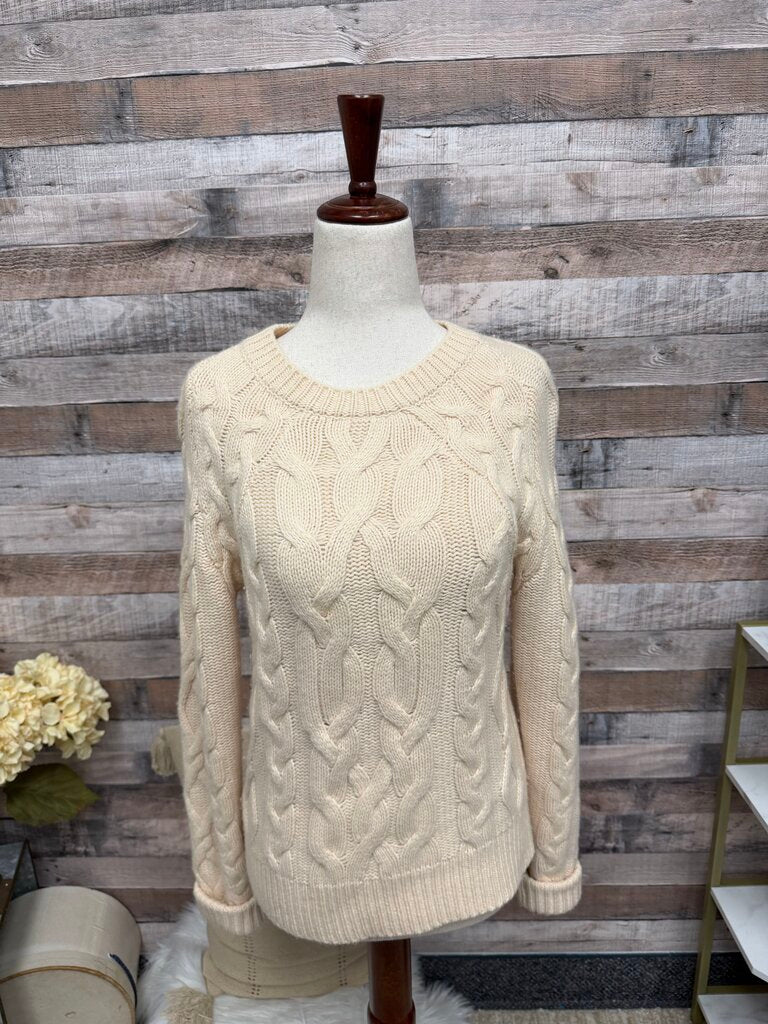 Ann Taylor cream cable knit sweater
