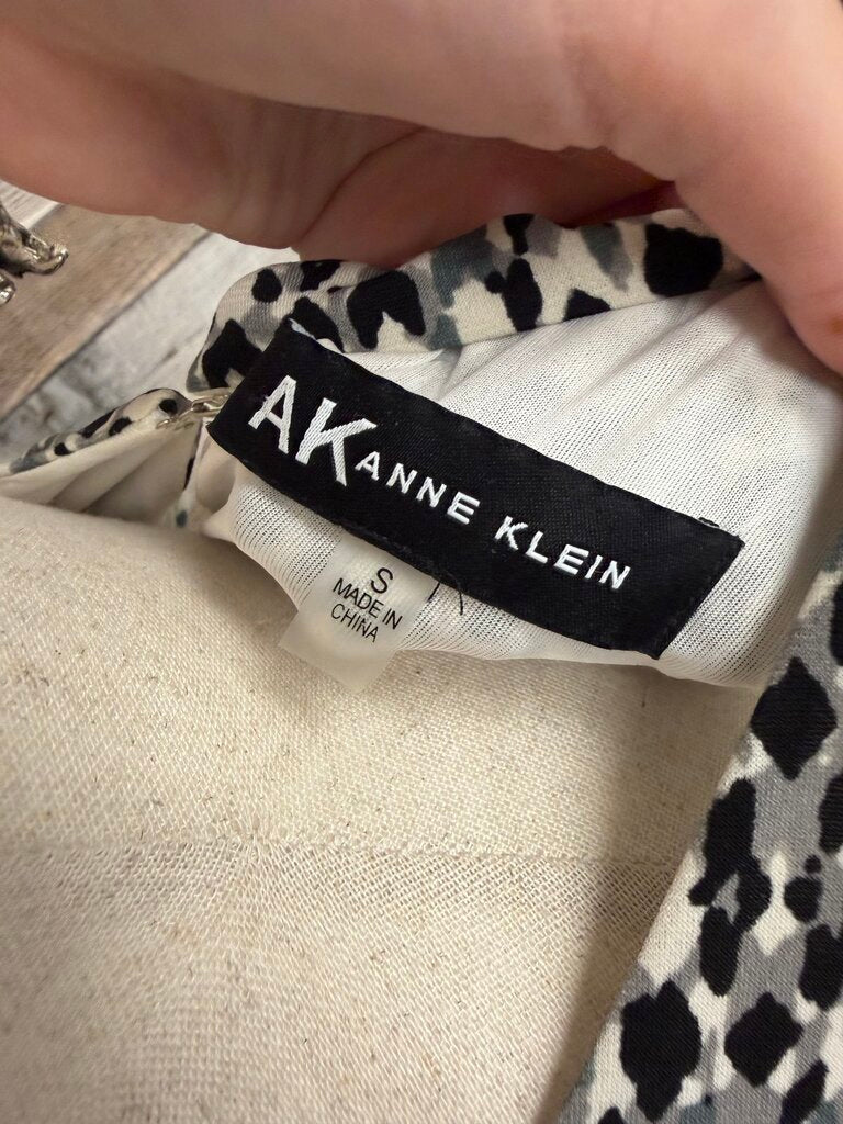 Ann Klein black/white geometric print dress NWT