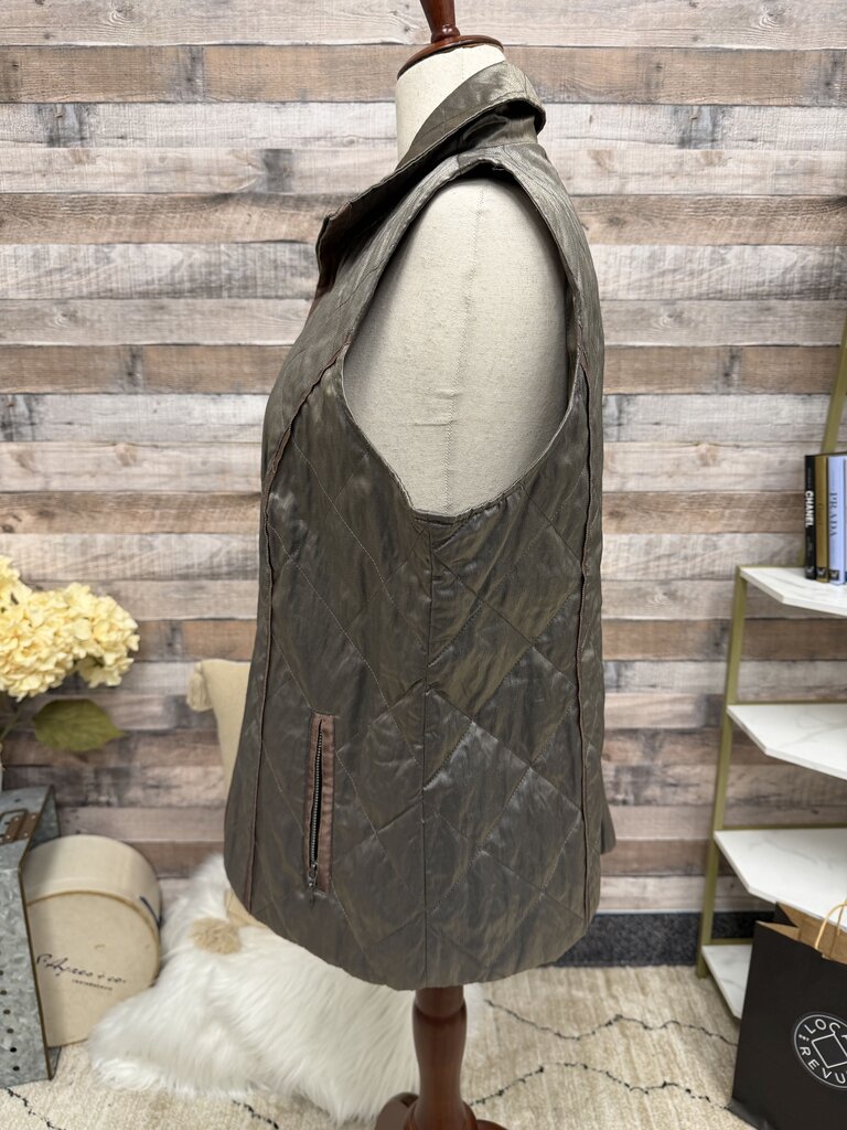 Chico's Bronzw Quilted Vest