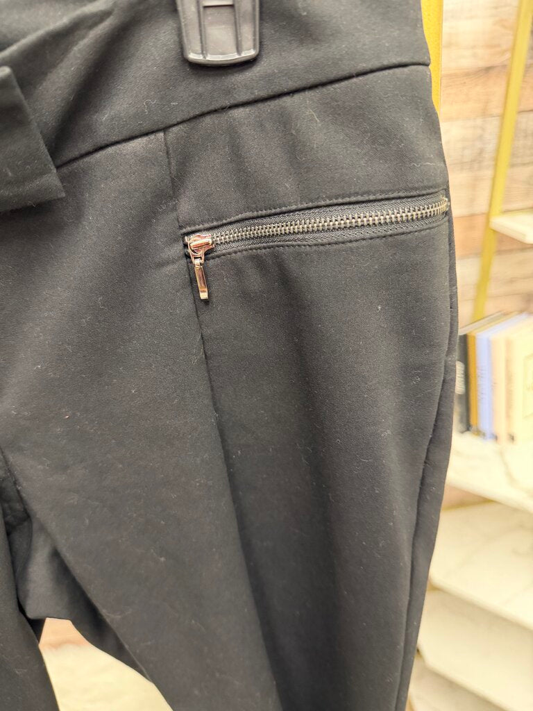 Alfani black knit cropped pants with zip pockets