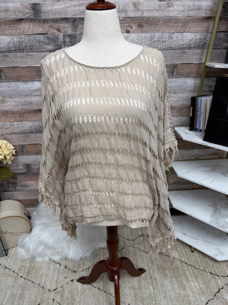 Kenar Tan Poncho With Fringe Detail