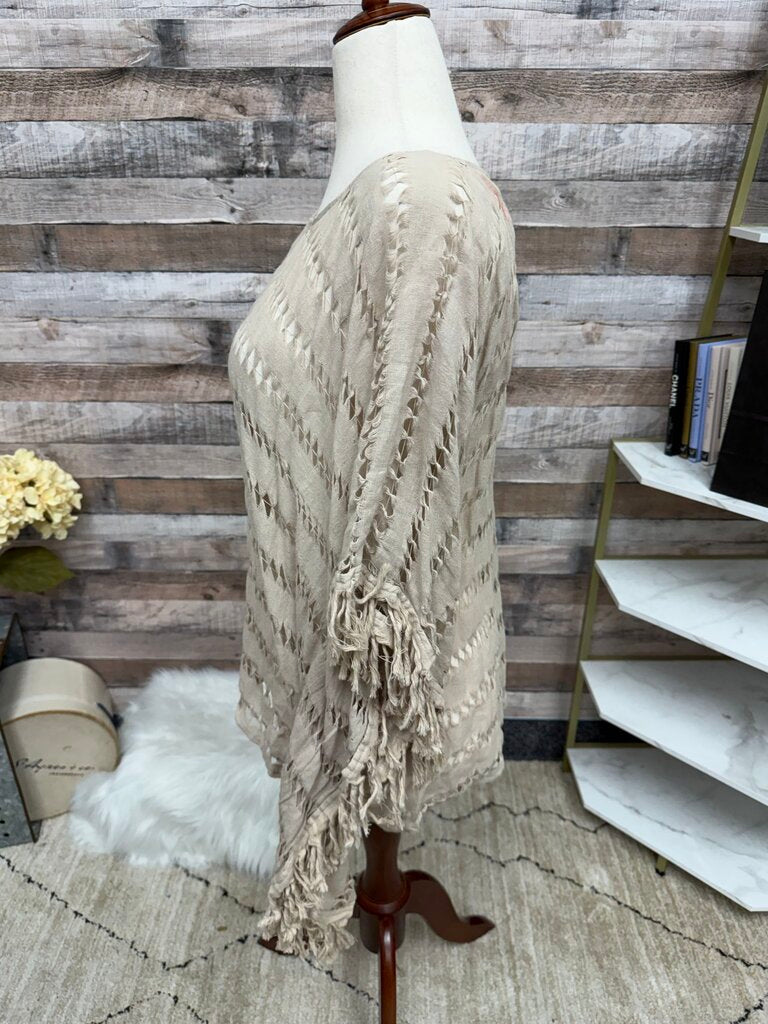 Kenar Tan Poncho With Fringe Detail