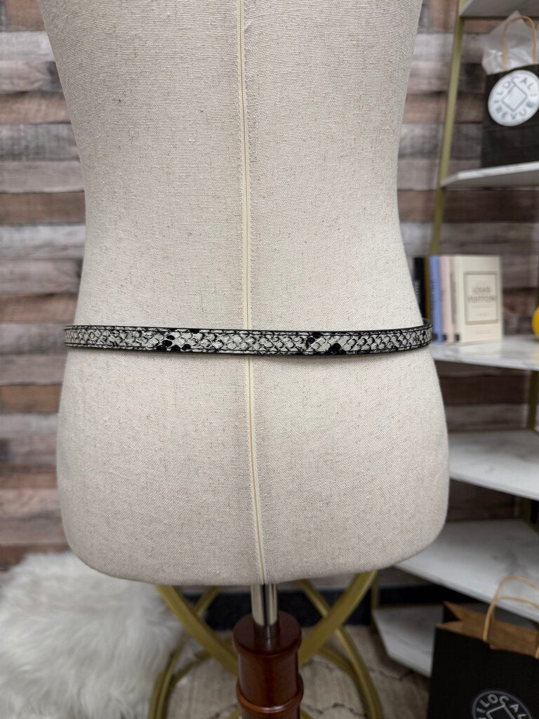 No brand faux snake skin belt