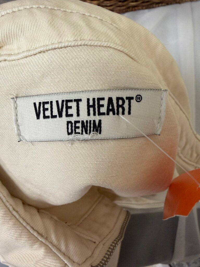 Velvet Heart Denim cream short sleeve collared