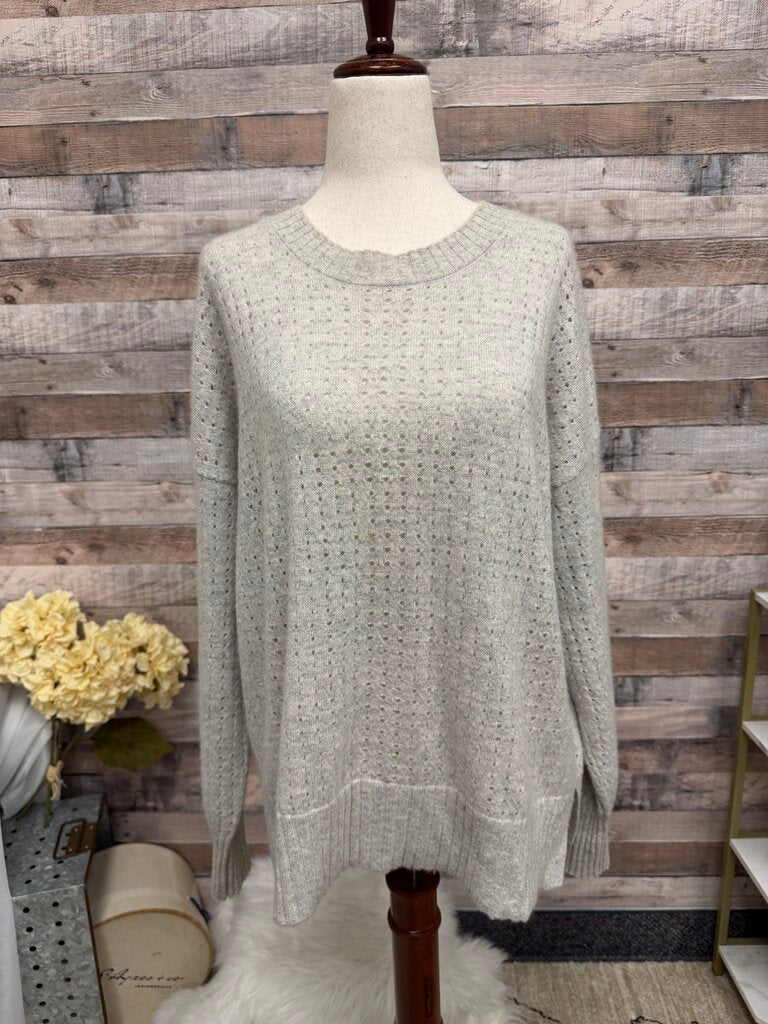 Amici grey with hole cashmere sweater