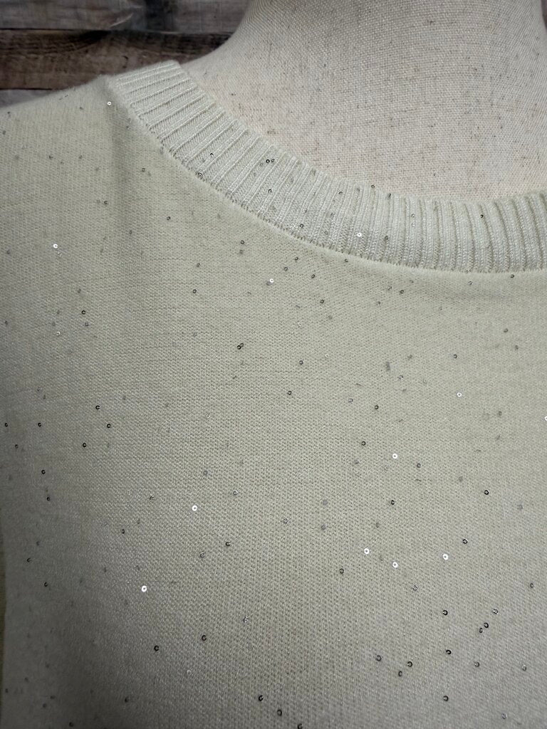 B-YU cream with sparkle short sleeve sweater