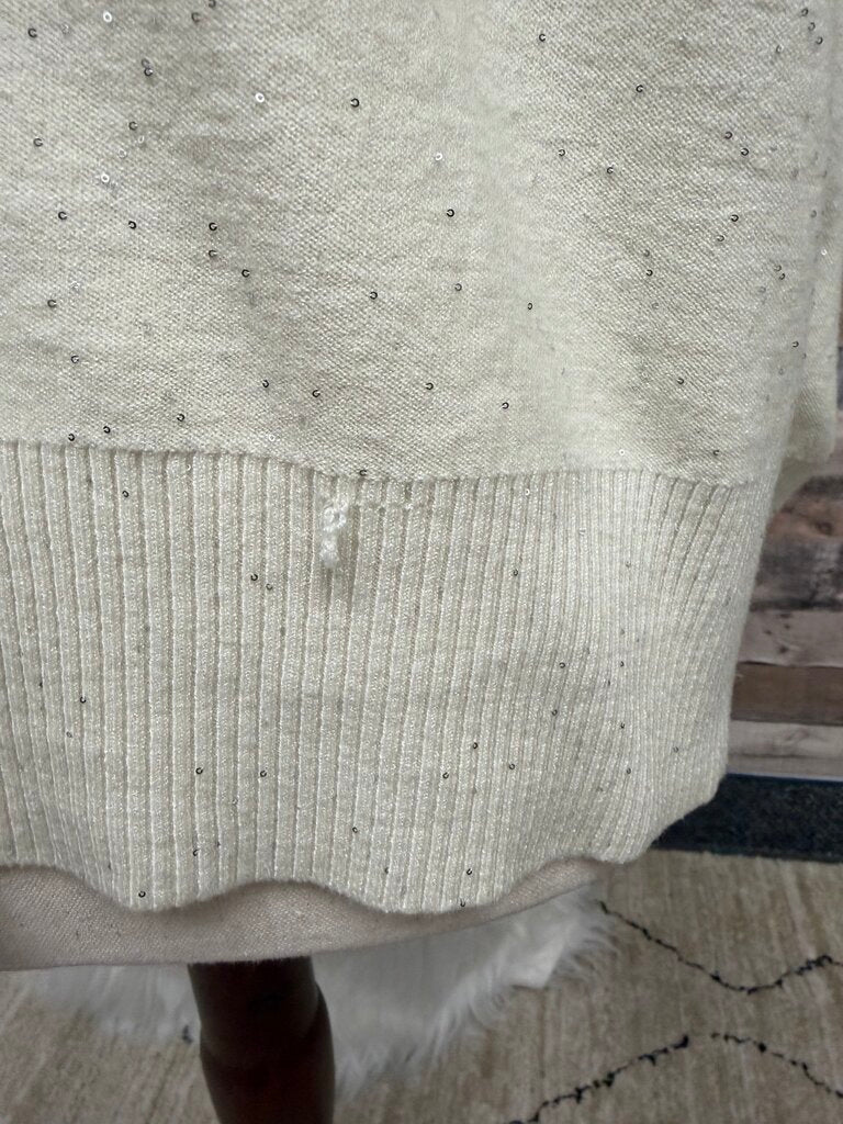 B-YU cream with sparkle short sleeve sweater