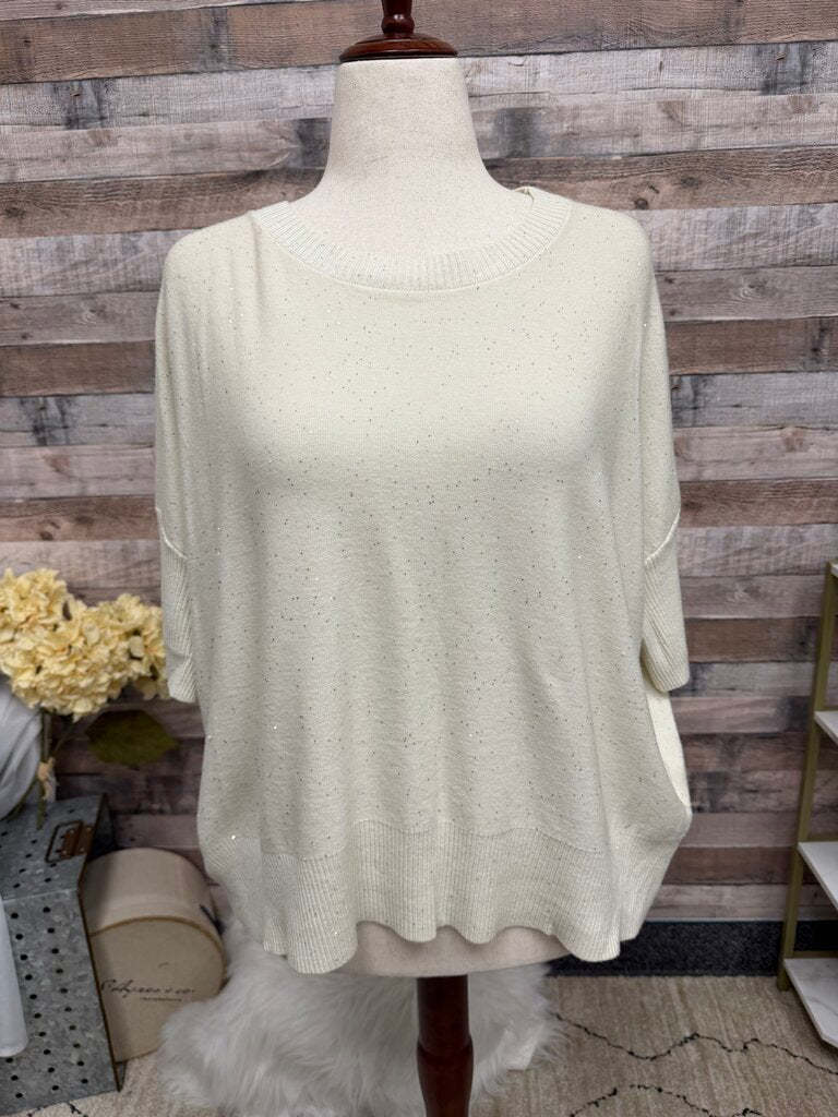 B-YU cream with sparkle short sleeve sweater