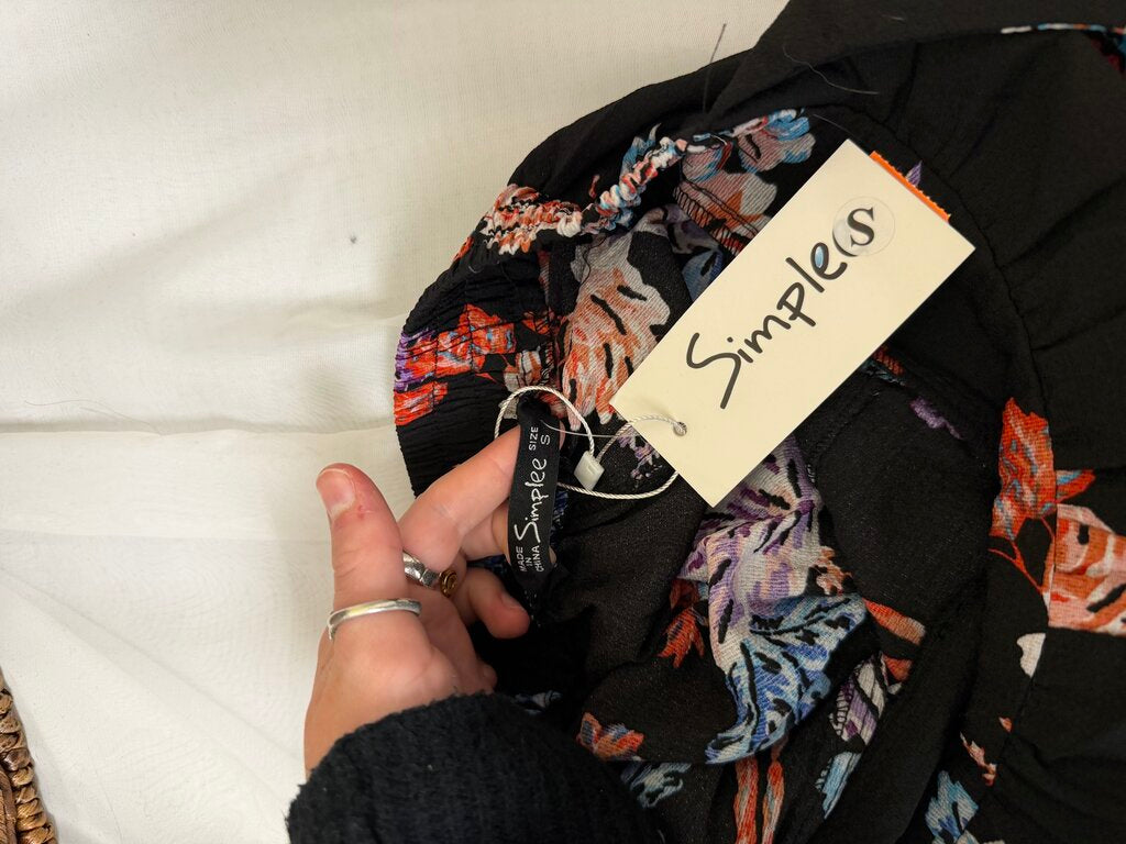 Simplee Apparel NWT Black Floral Halter Romper