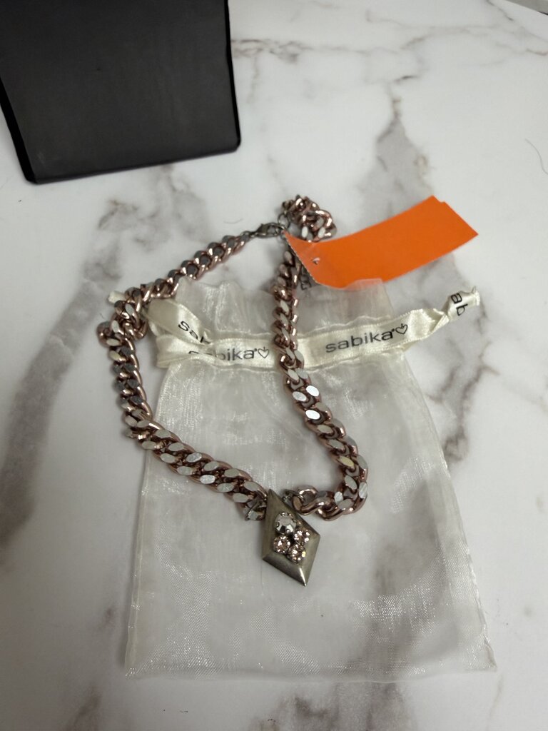 Sabika Rose Gold Large Chain Necklace w/ Charm