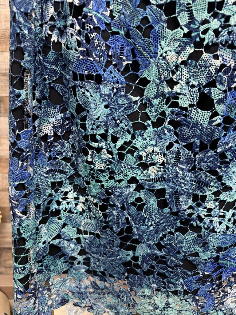 Tahari blue floral lace skirt