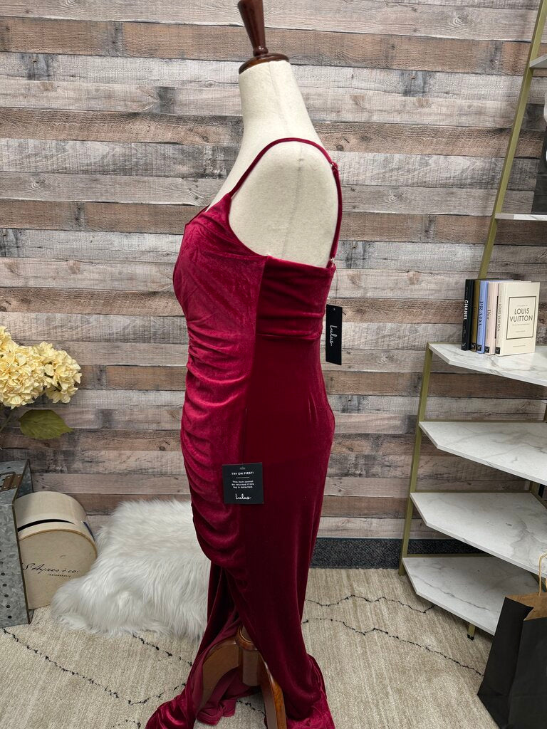 Lulu's wine velvet evening dress NWT