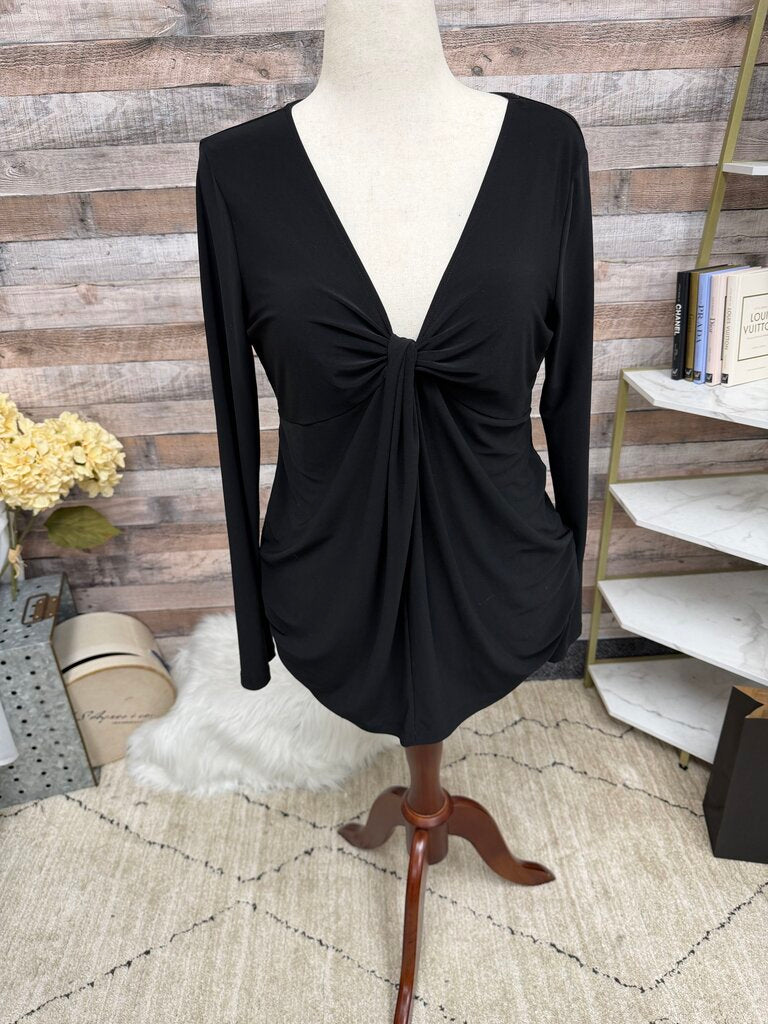 Daisy Fuentes black twist front v neck shirt