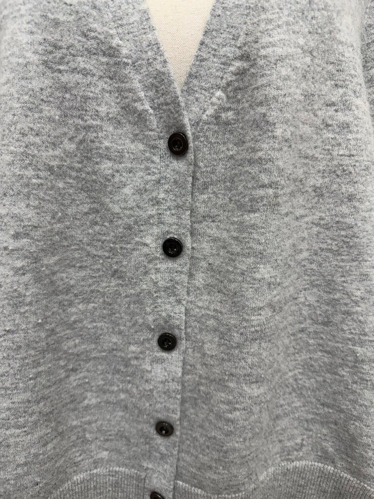 M-Rena gray v-neck button front cardigan