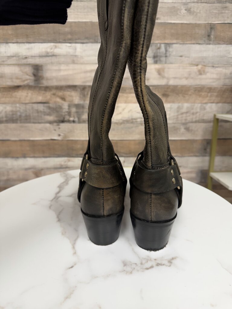 Silent D brown/black distressed moto boot